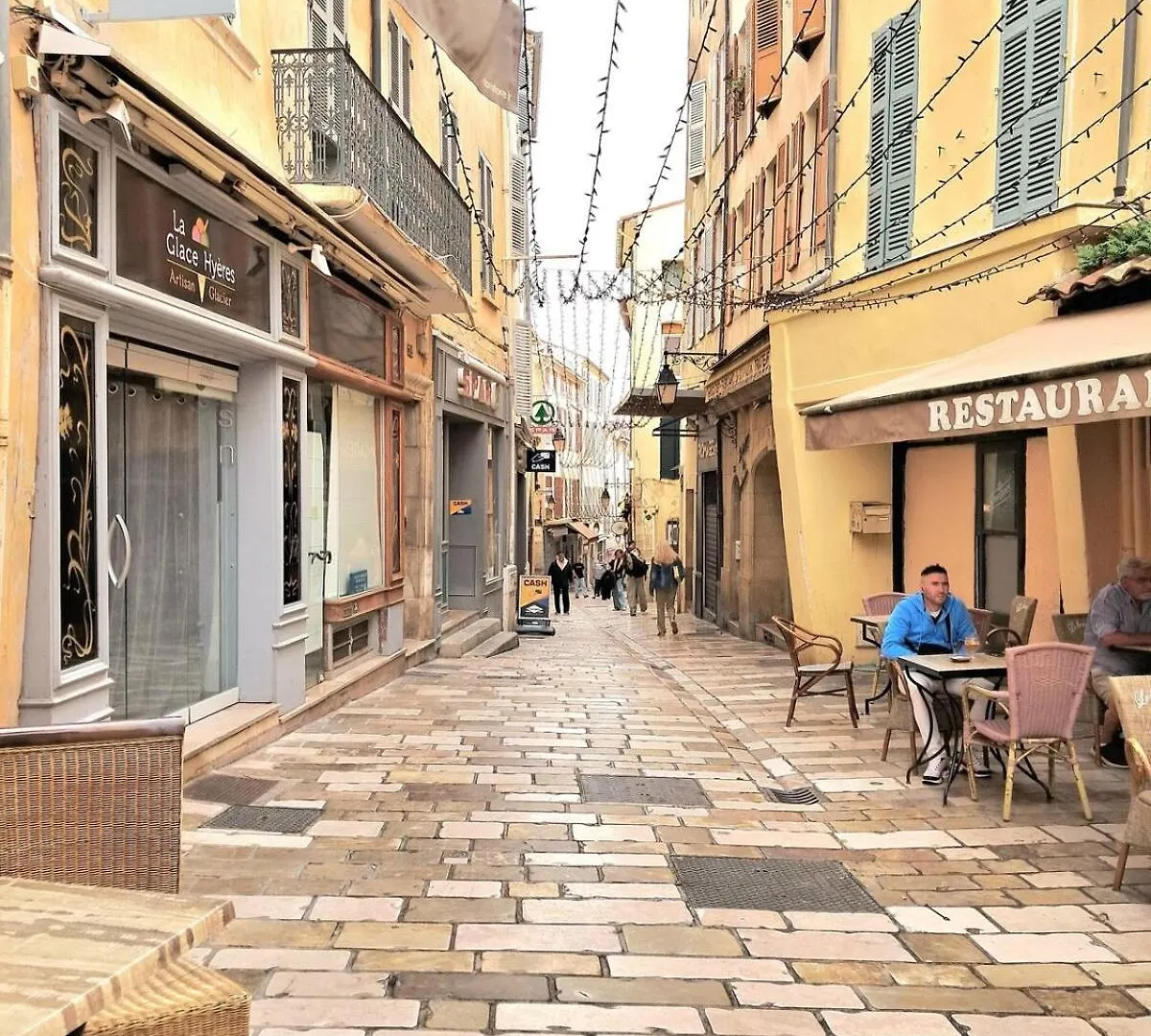 Appartamento Beau F2 Au Coeur De Hyères