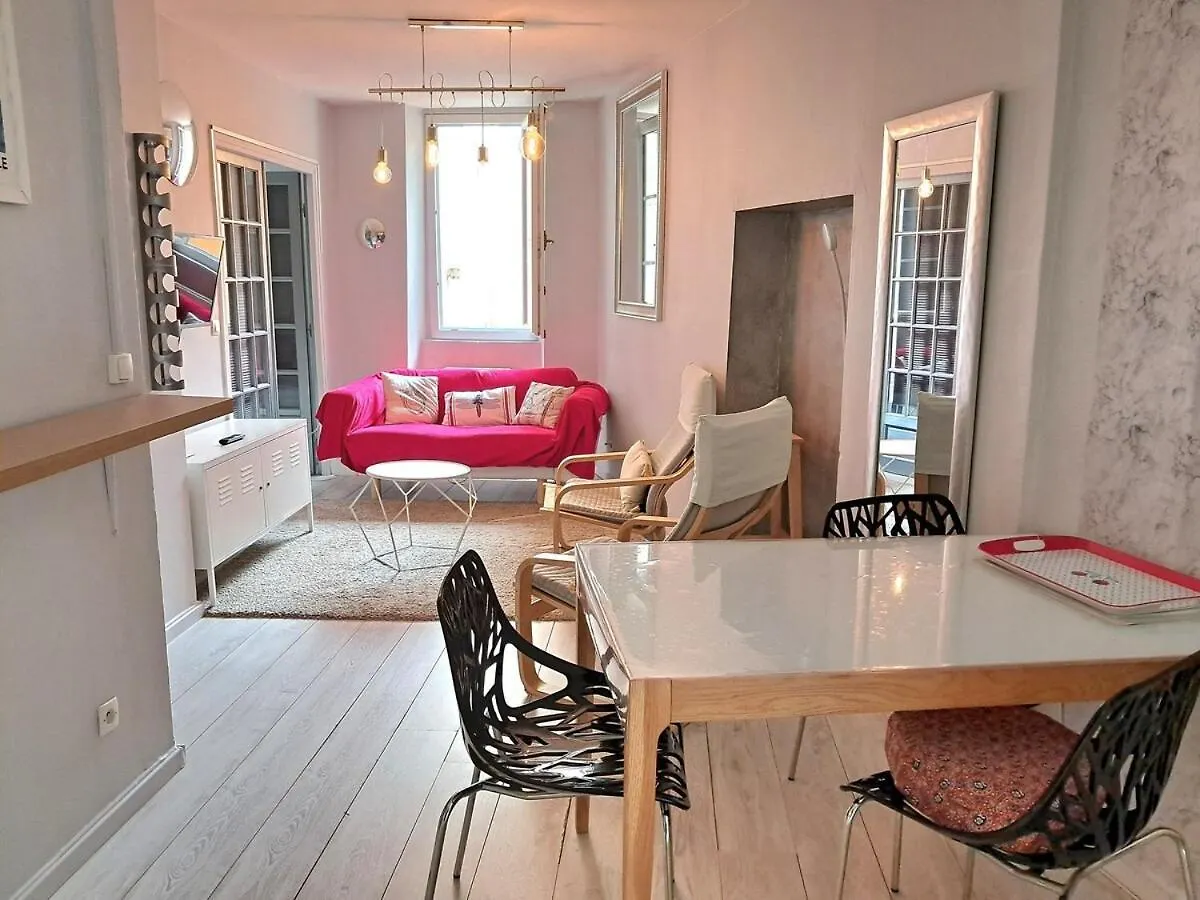 Beau F2 Au Coeur De Hyeres Apartment